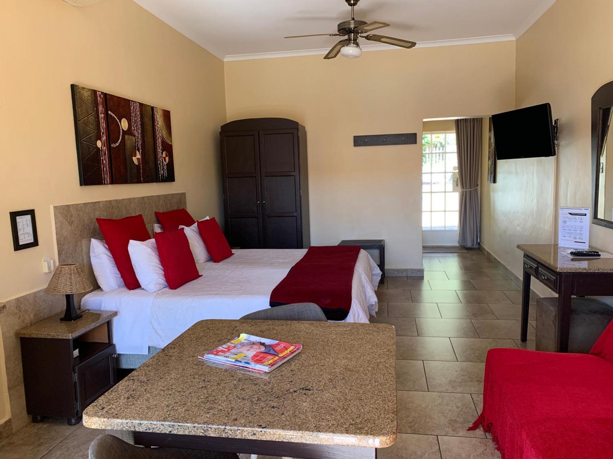 Auberge Guest Lodge Mbombela Exterior photo